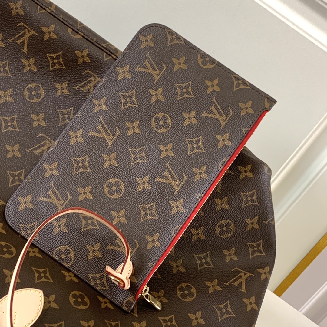 Louis Vuitton Shopping Bags